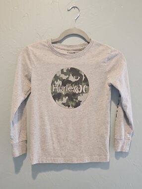 Hurley Light Gray Long-Sleeve Tee with Green Camo Logo